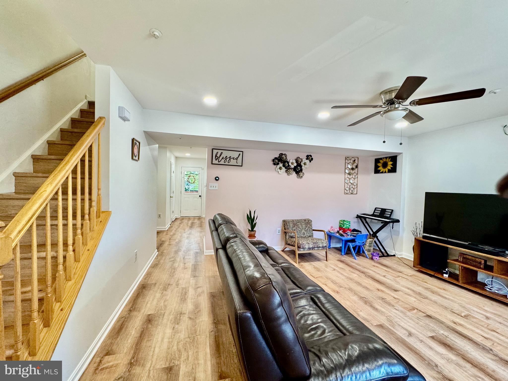 PROSPECT VIEW - Residential Lease