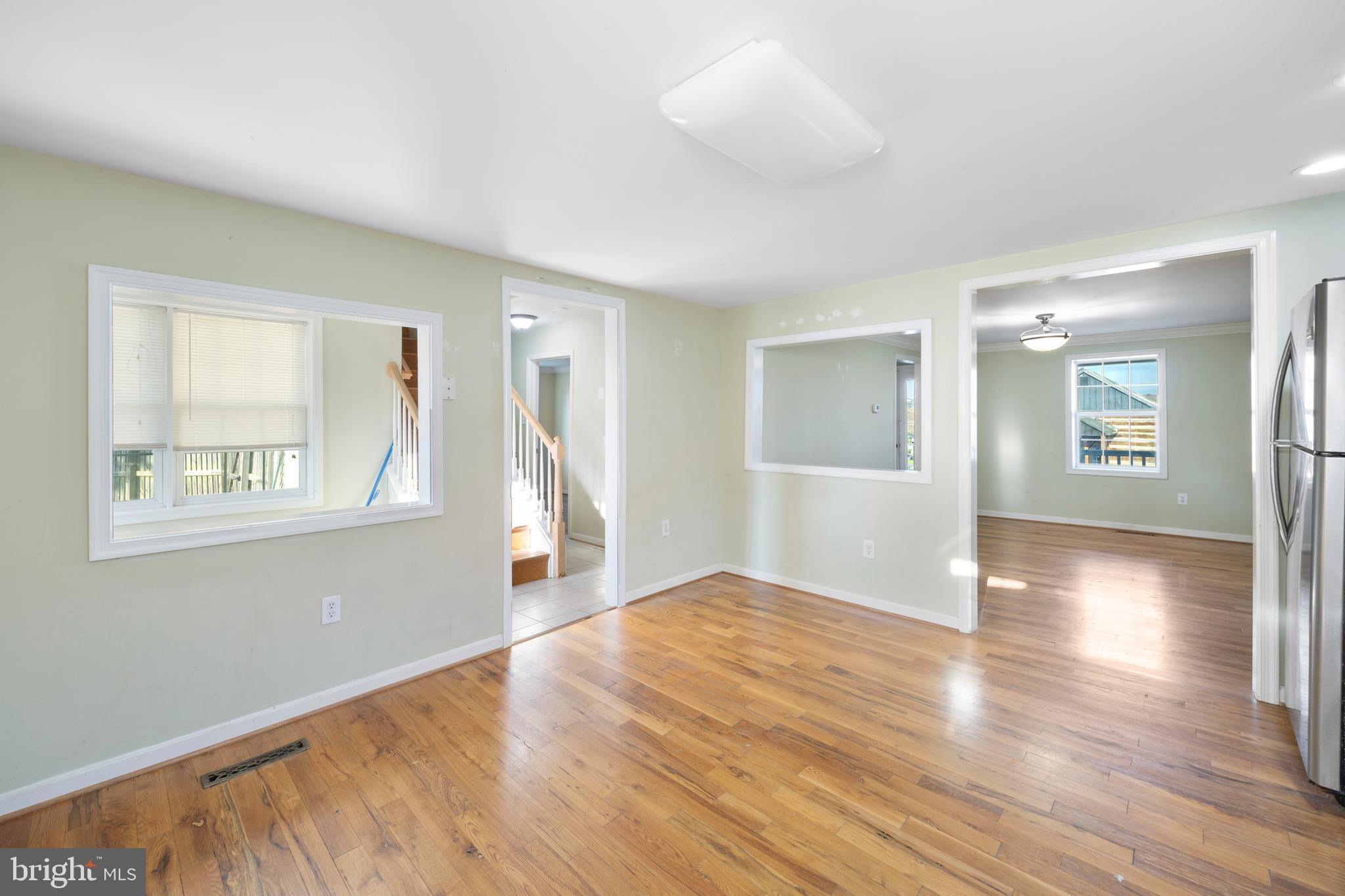 MIDDLETOWN - Residential