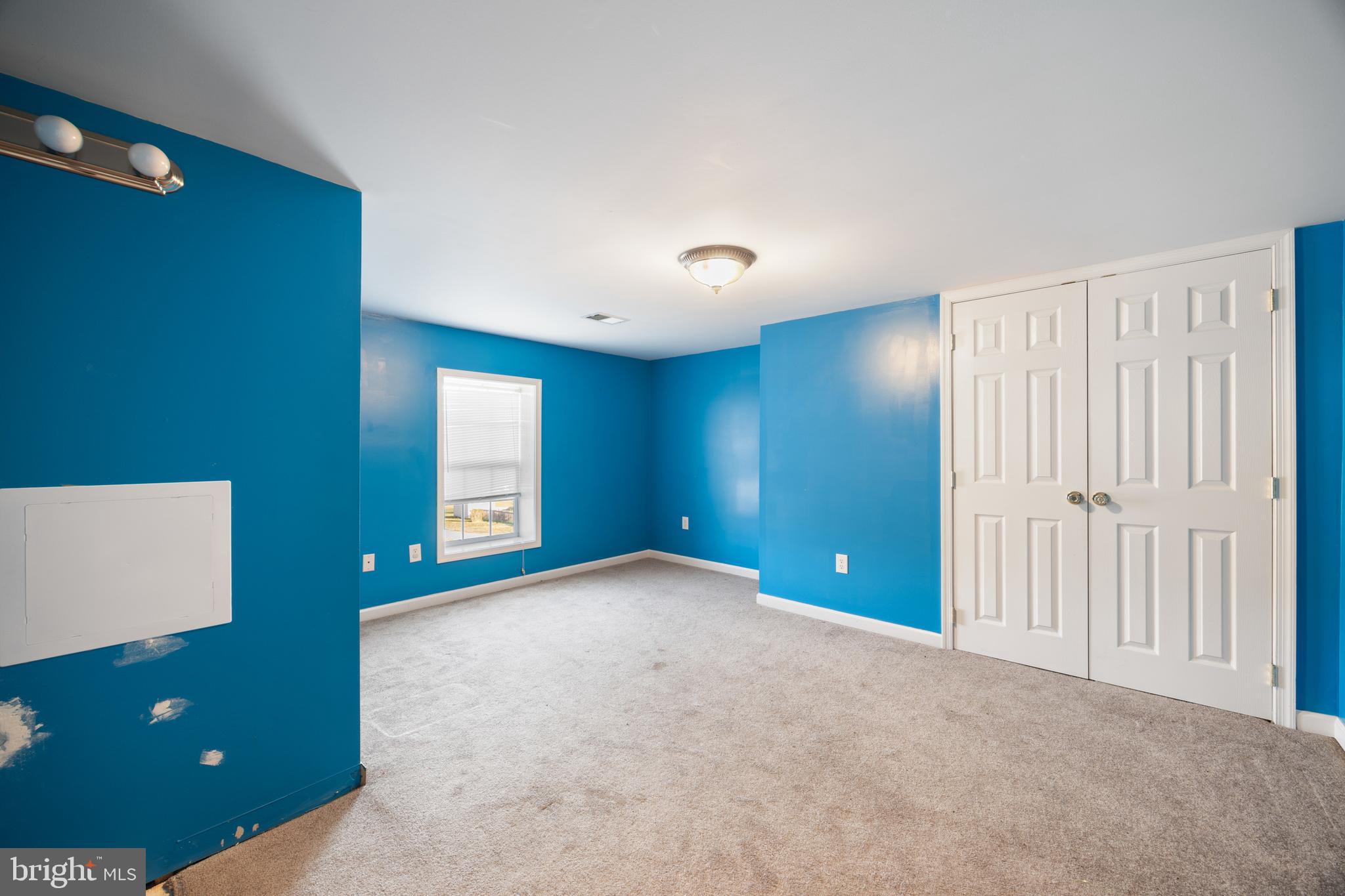 MIDDLETOWN - Residential