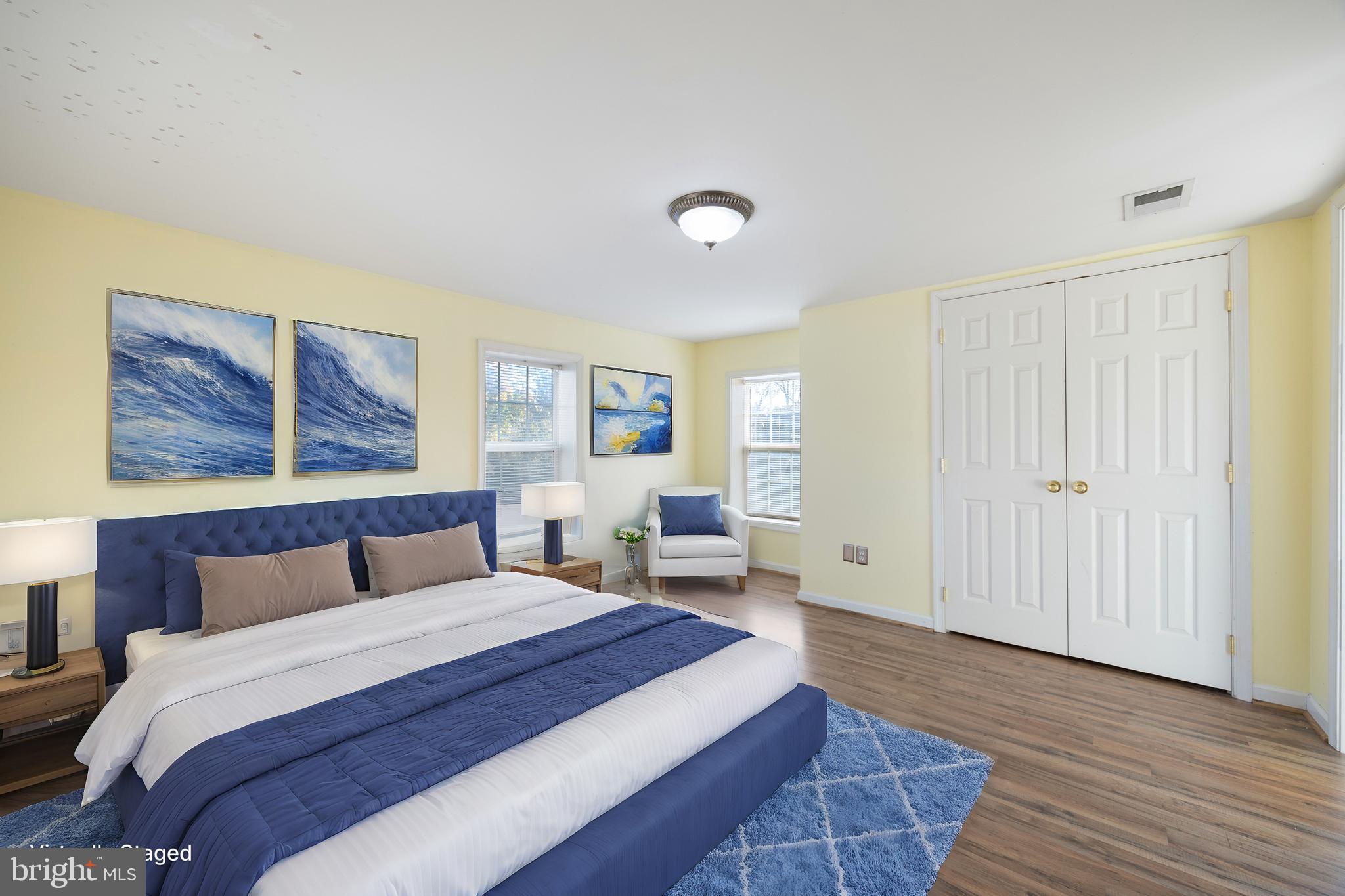 MIDDLETOWN - Residential