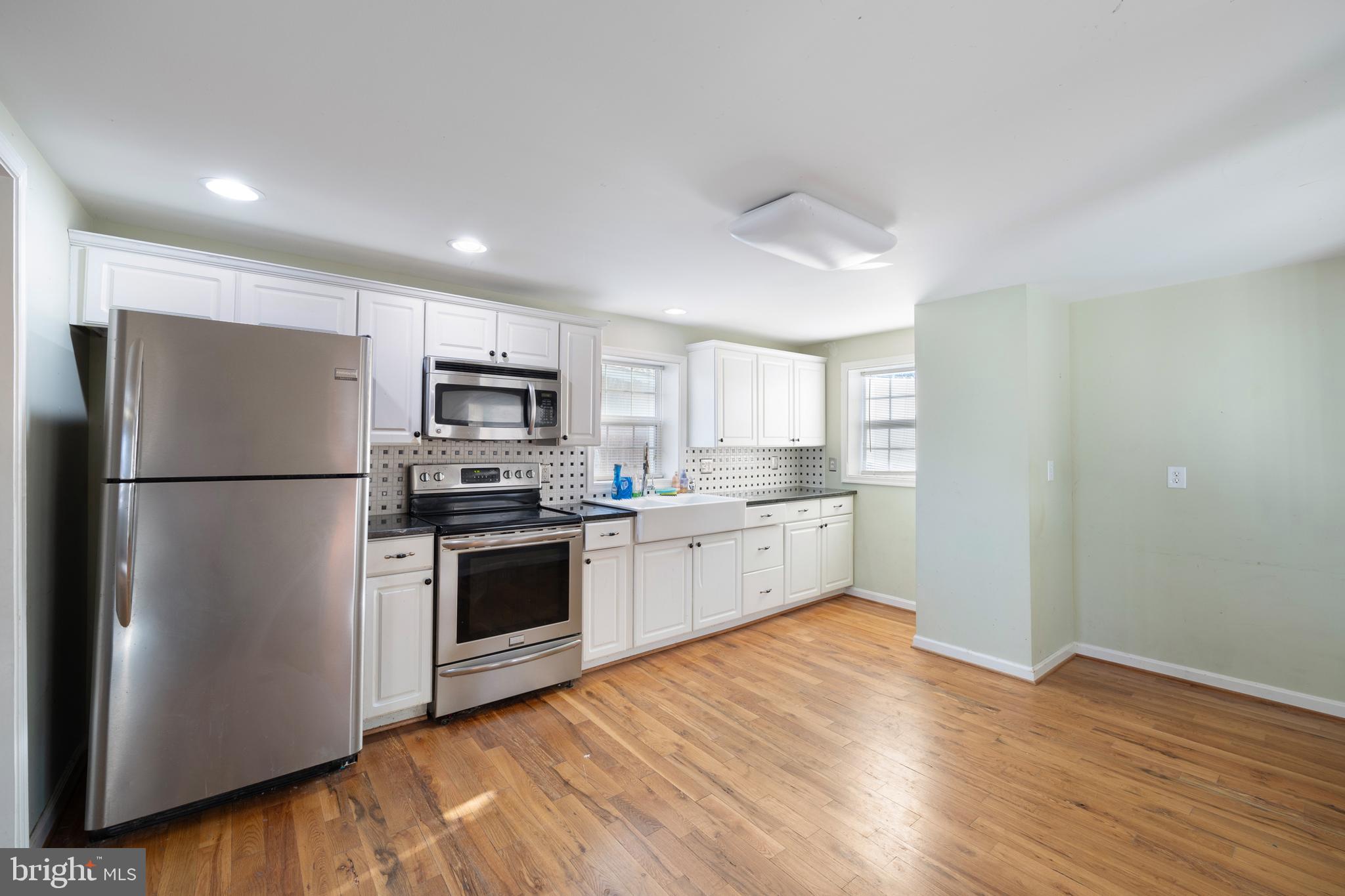 MIDDLETOWN - Residential