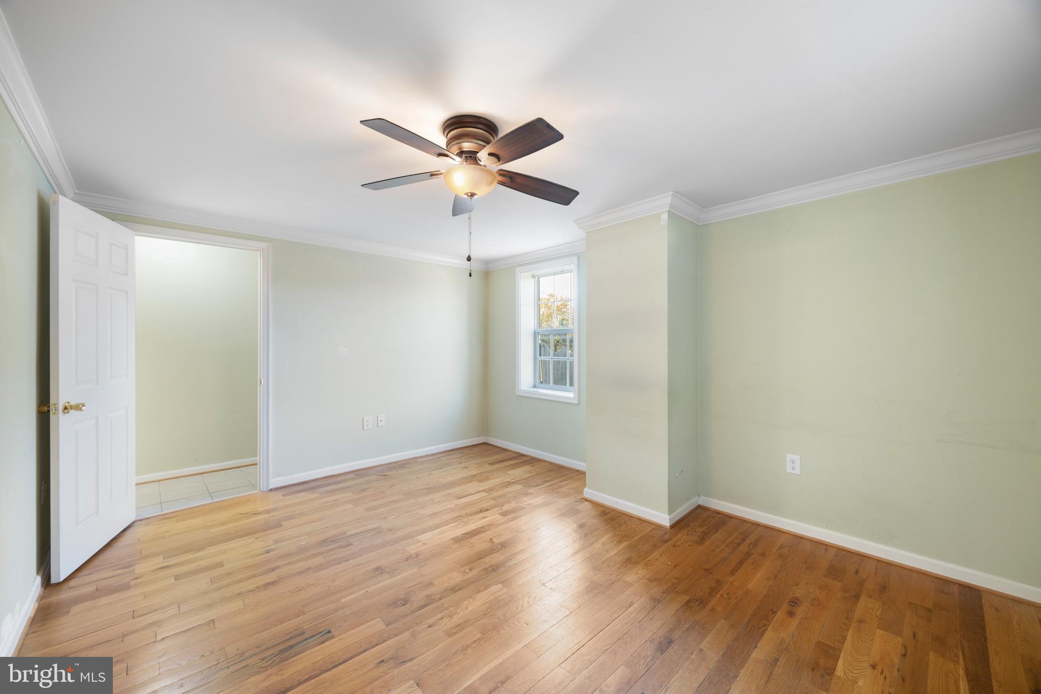 MIDDLETOWN - Residential