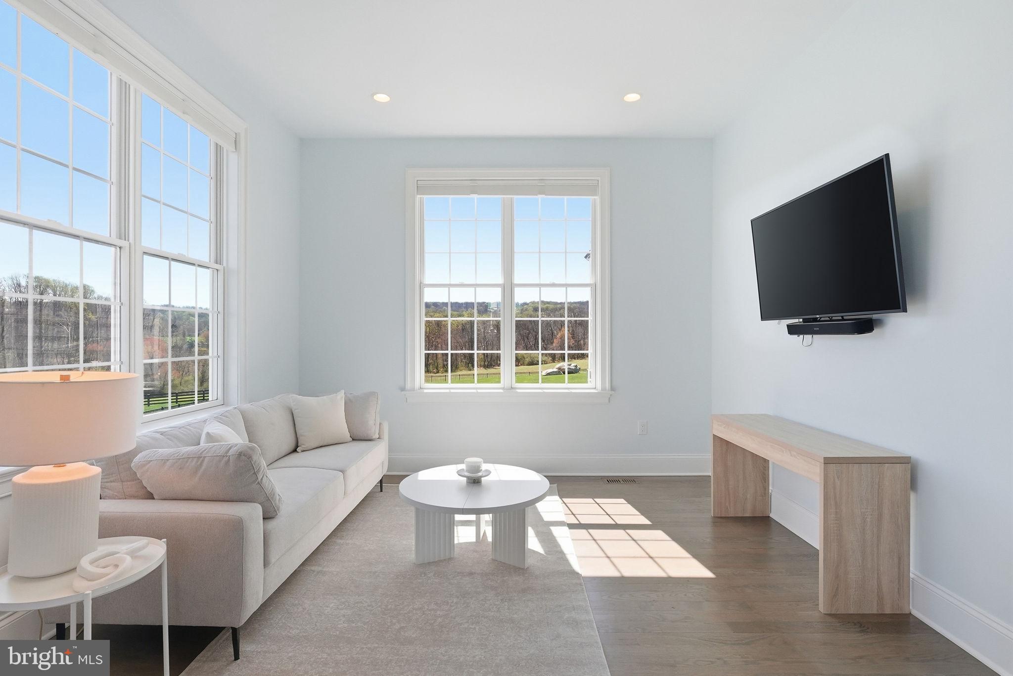 CEDAR RUN - Residential