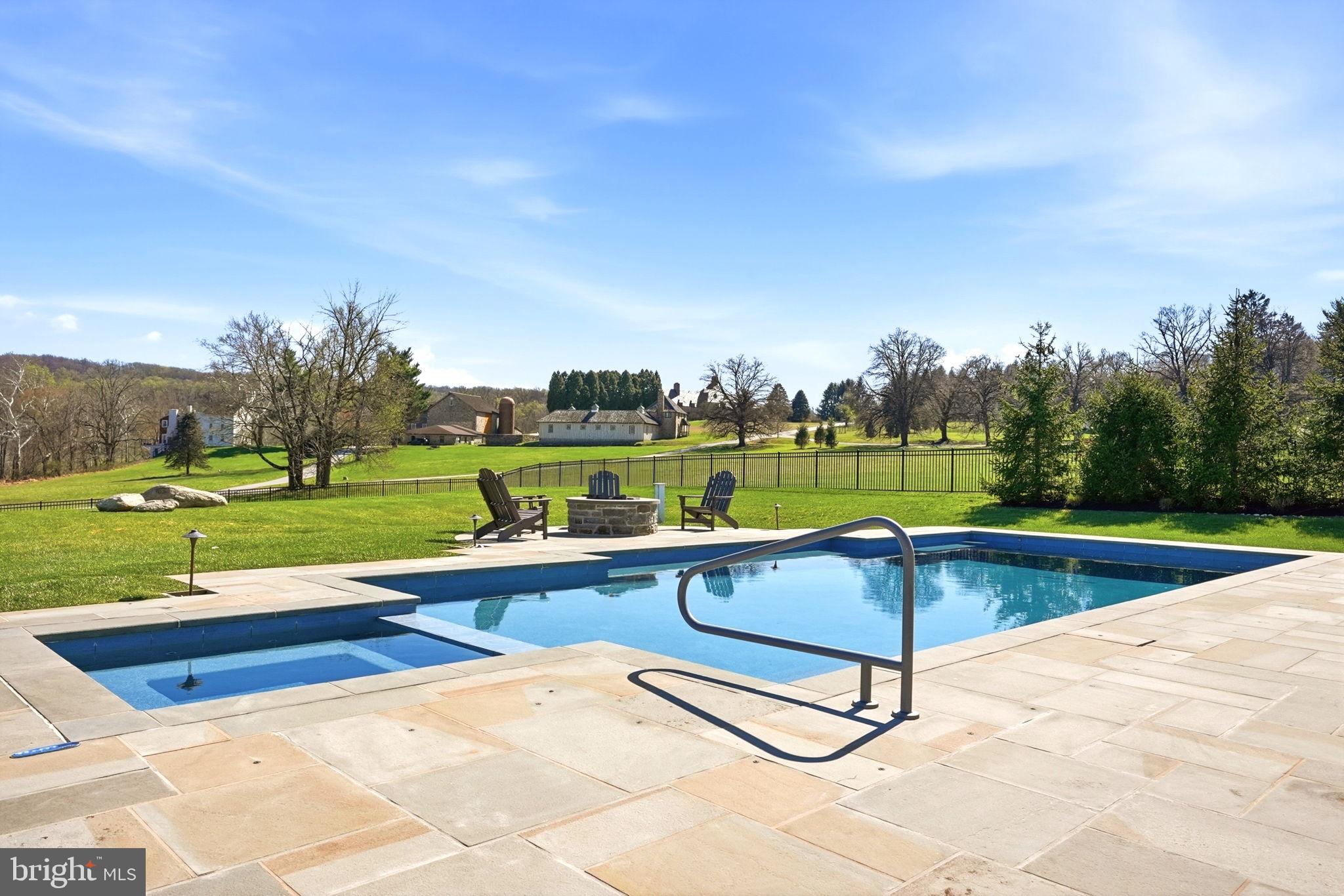 CEDAR RUN - Residential