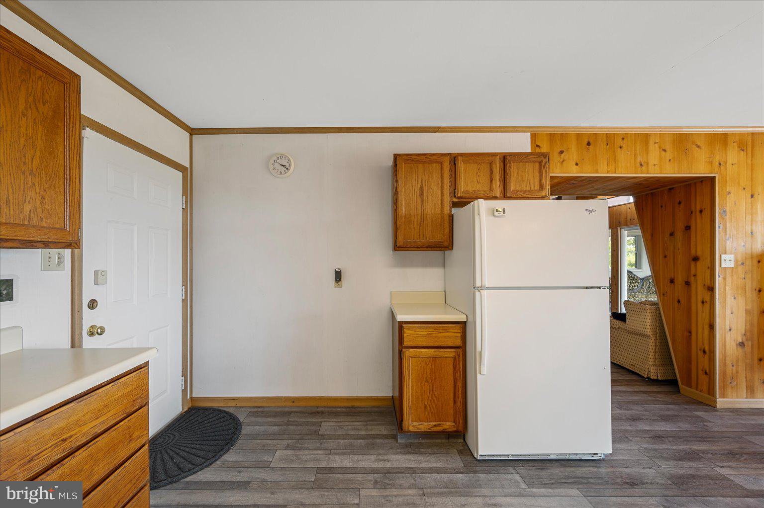 685 N MAPLE