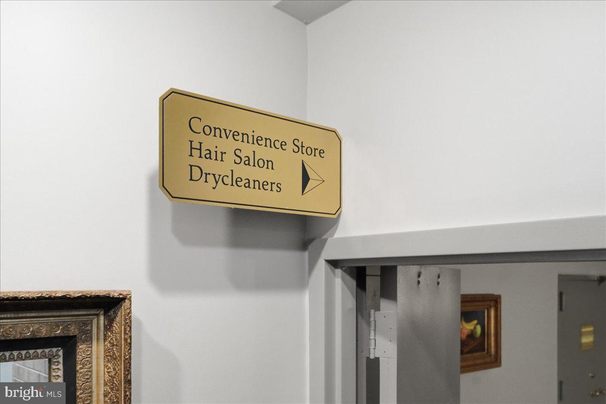 REGENCY AT MCLEAN - Residential