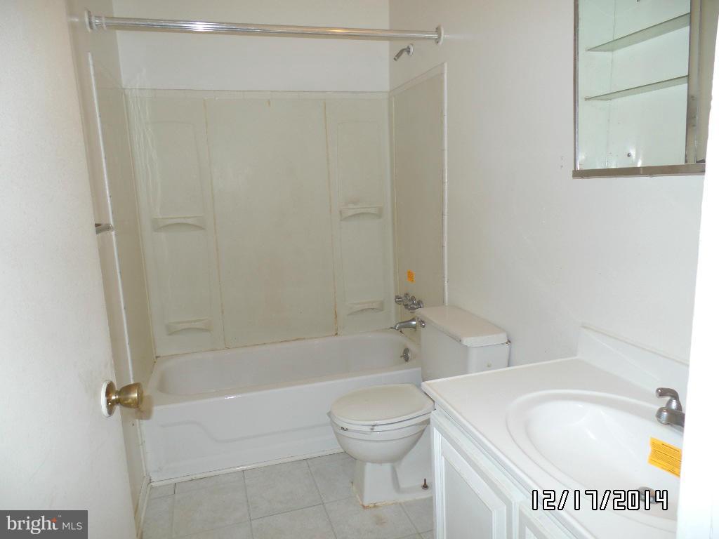 HERITAGE HILL CONDO - Residential