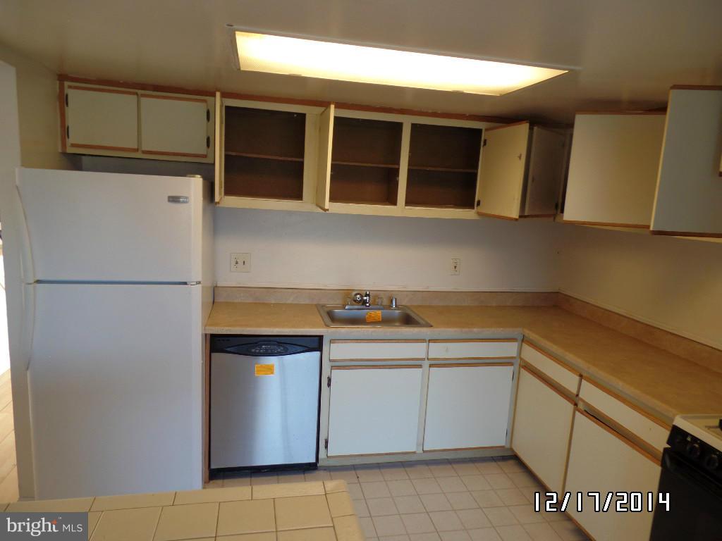 HERITAGE HILL CONDO - Residential