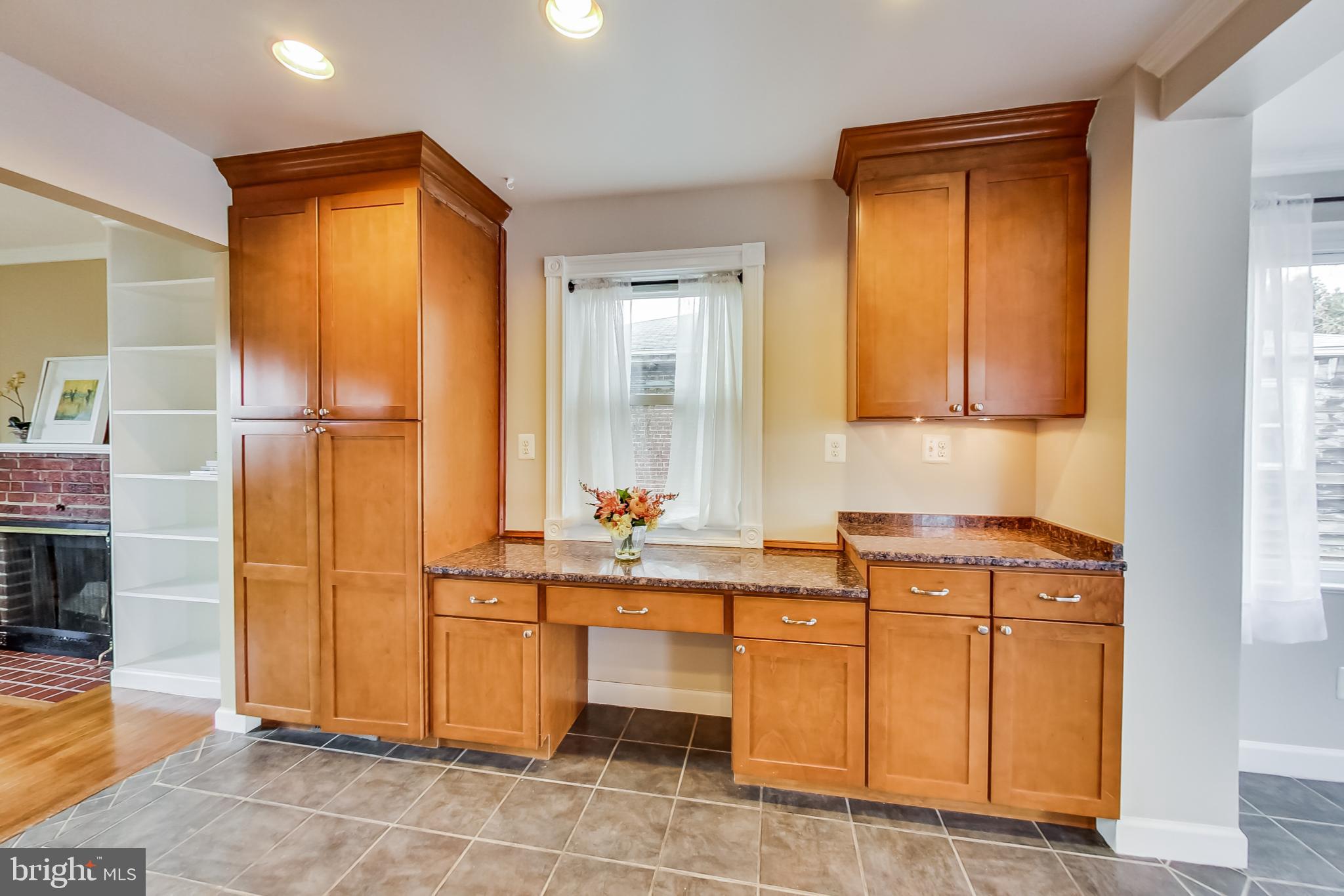 CARROLL KNOLLS - Residential