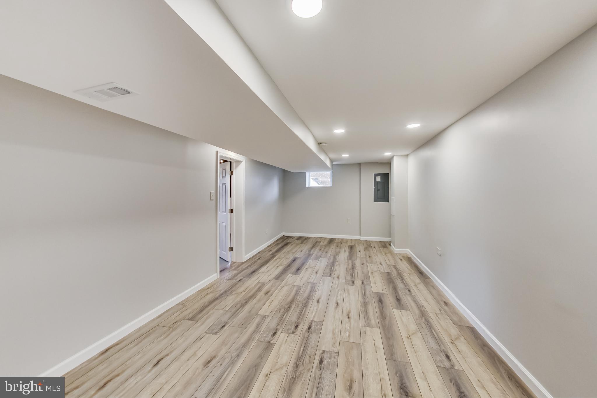 CARROLL KNOLLS - Residential