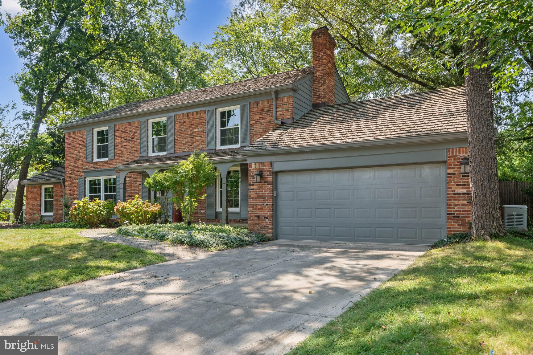 FOX HILLS - Residential Lease