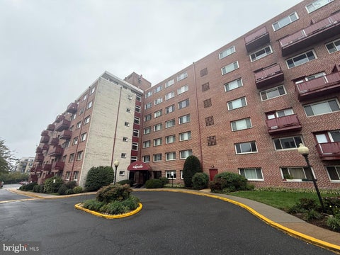 Photo for 1830 COLUMBIA PIKE 216