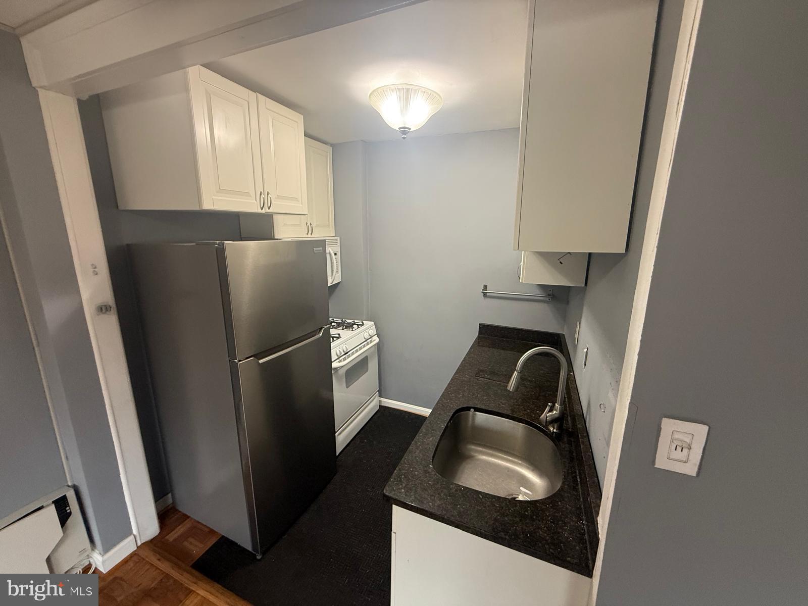 1830 COLUMBIA PIKE 216