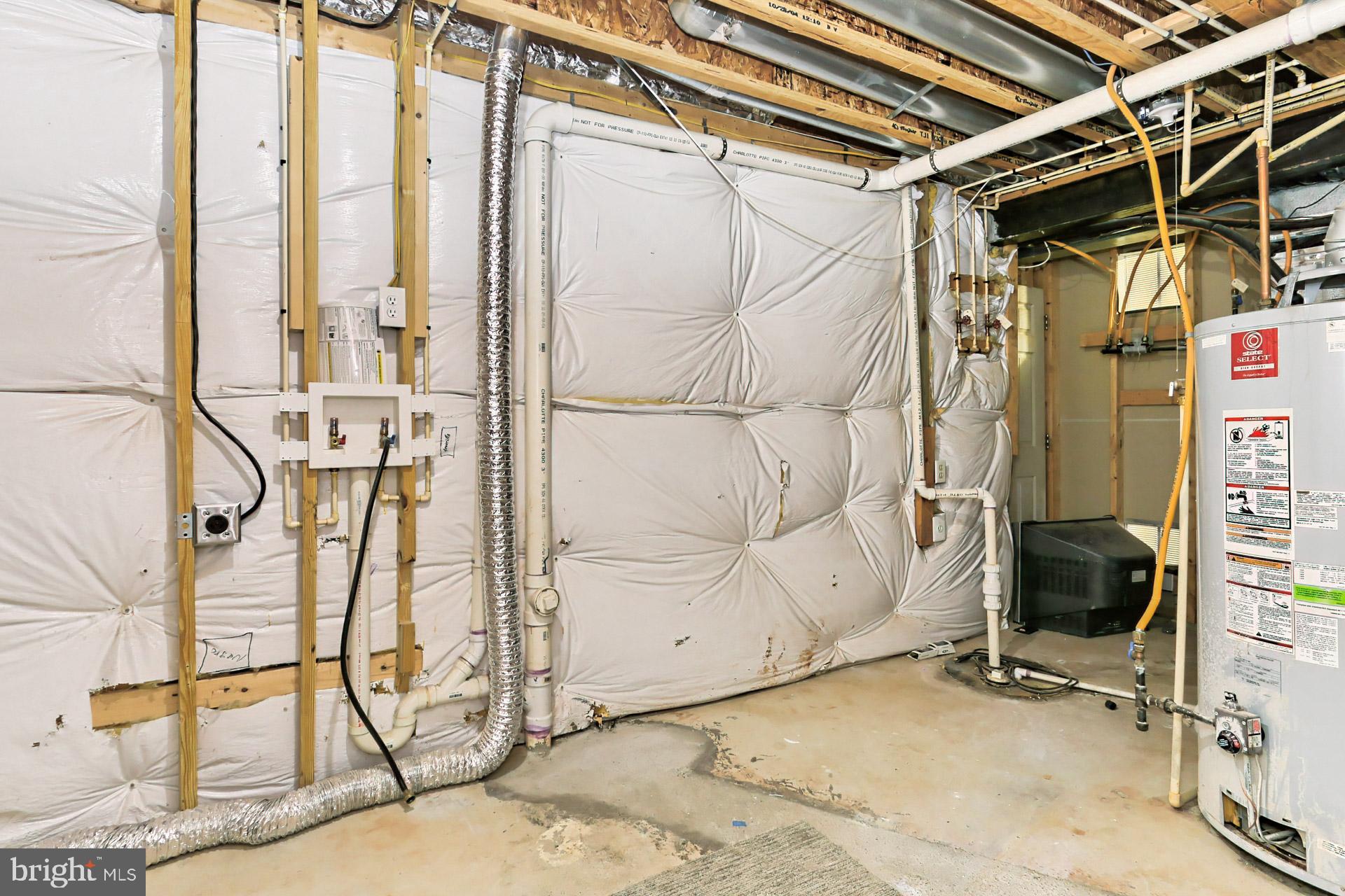 BARRETTS CROSSING - Residential