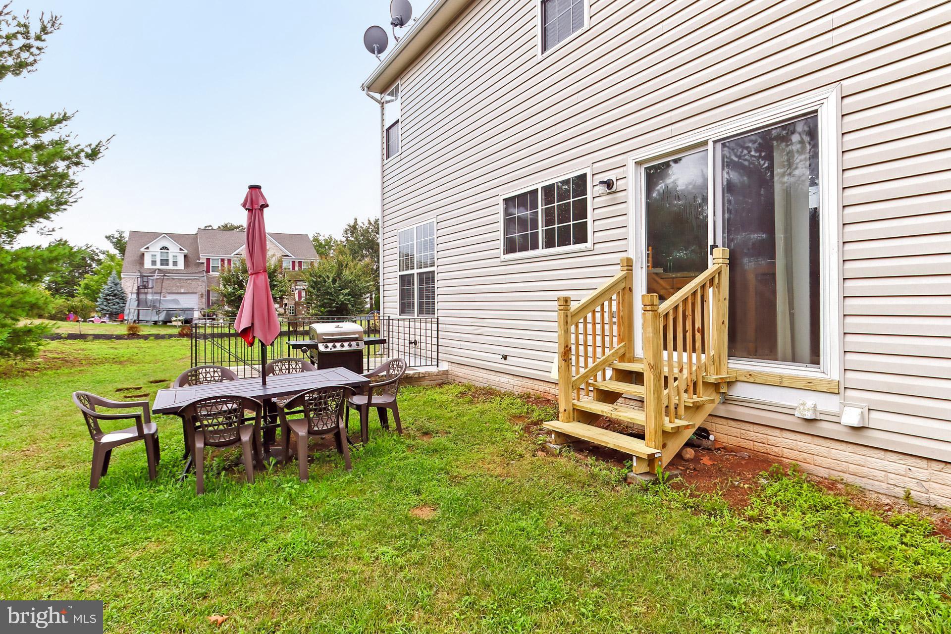 BARRETTS CROSSING - Residential