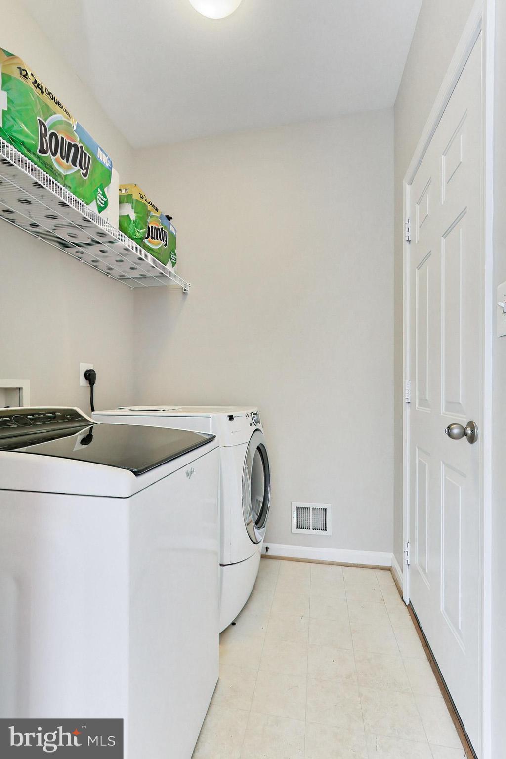 BARRETTS CROSSING - Residential