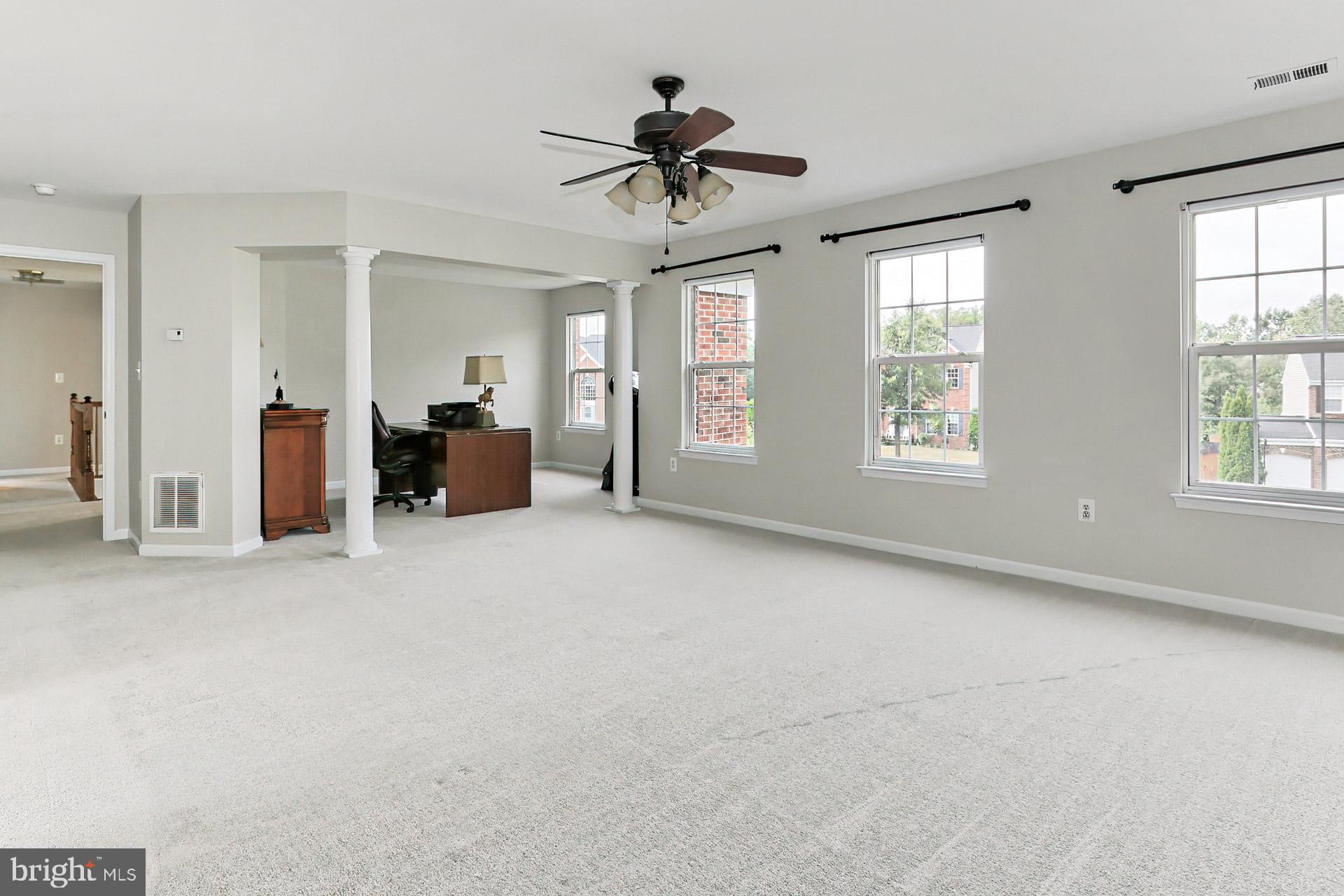 BARRETTS CROSSING - Residential