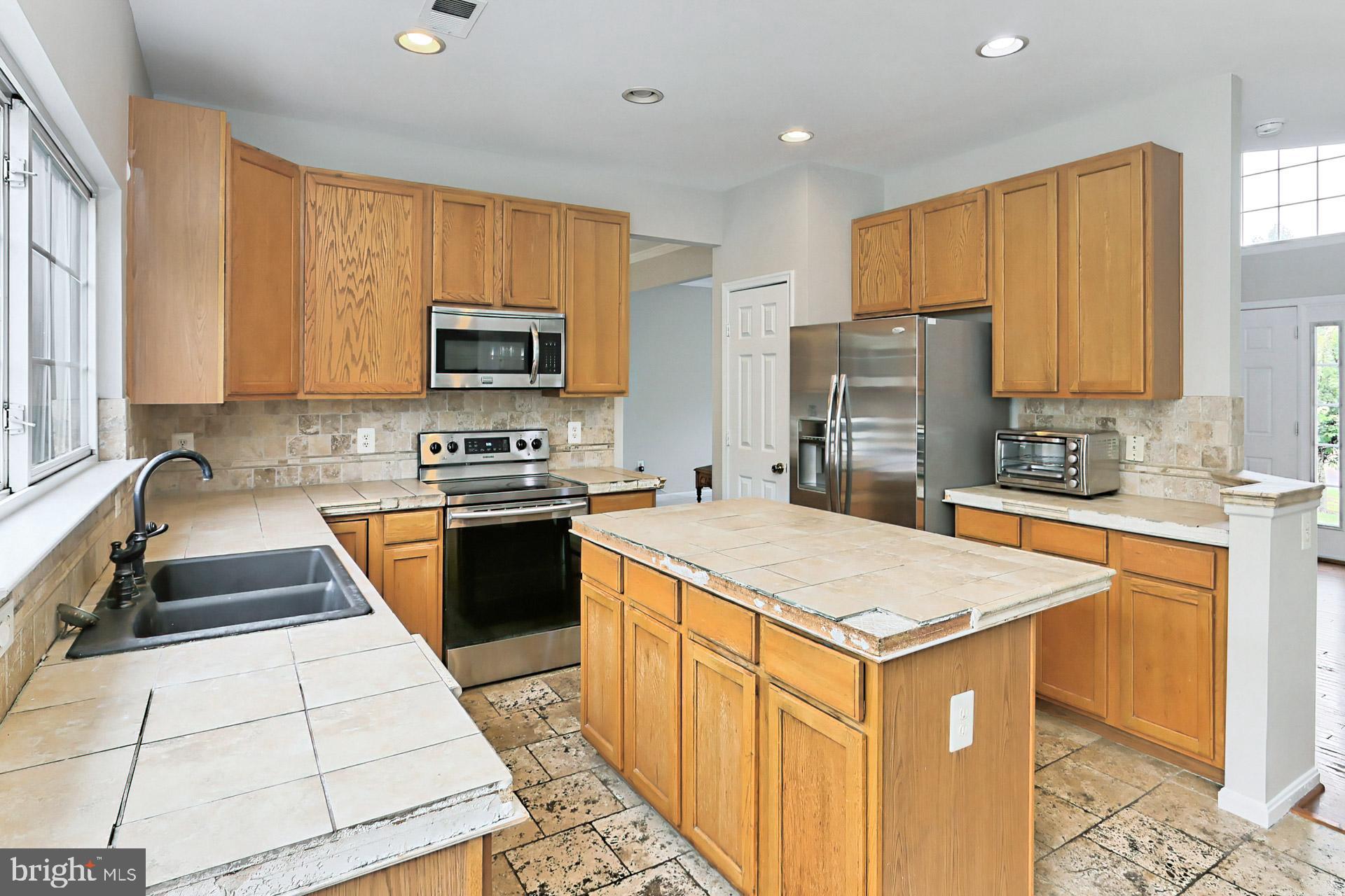 BARRETTS CROSSING - Residential