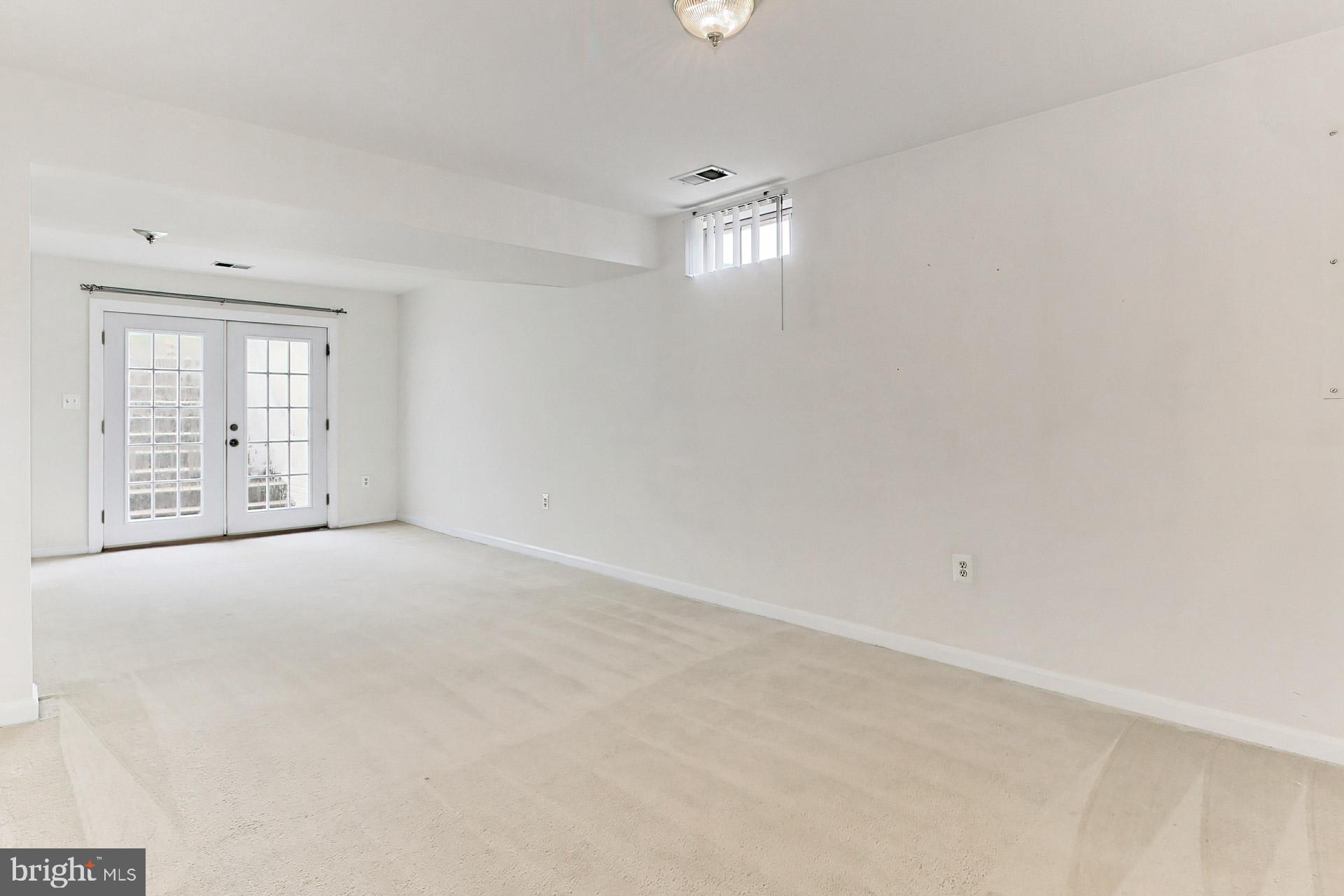 BARRETTS CROSSING - Residential