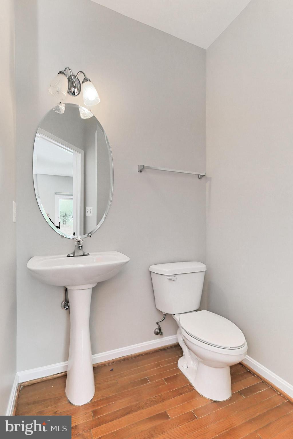 BARRETTS CROSSING - Residential