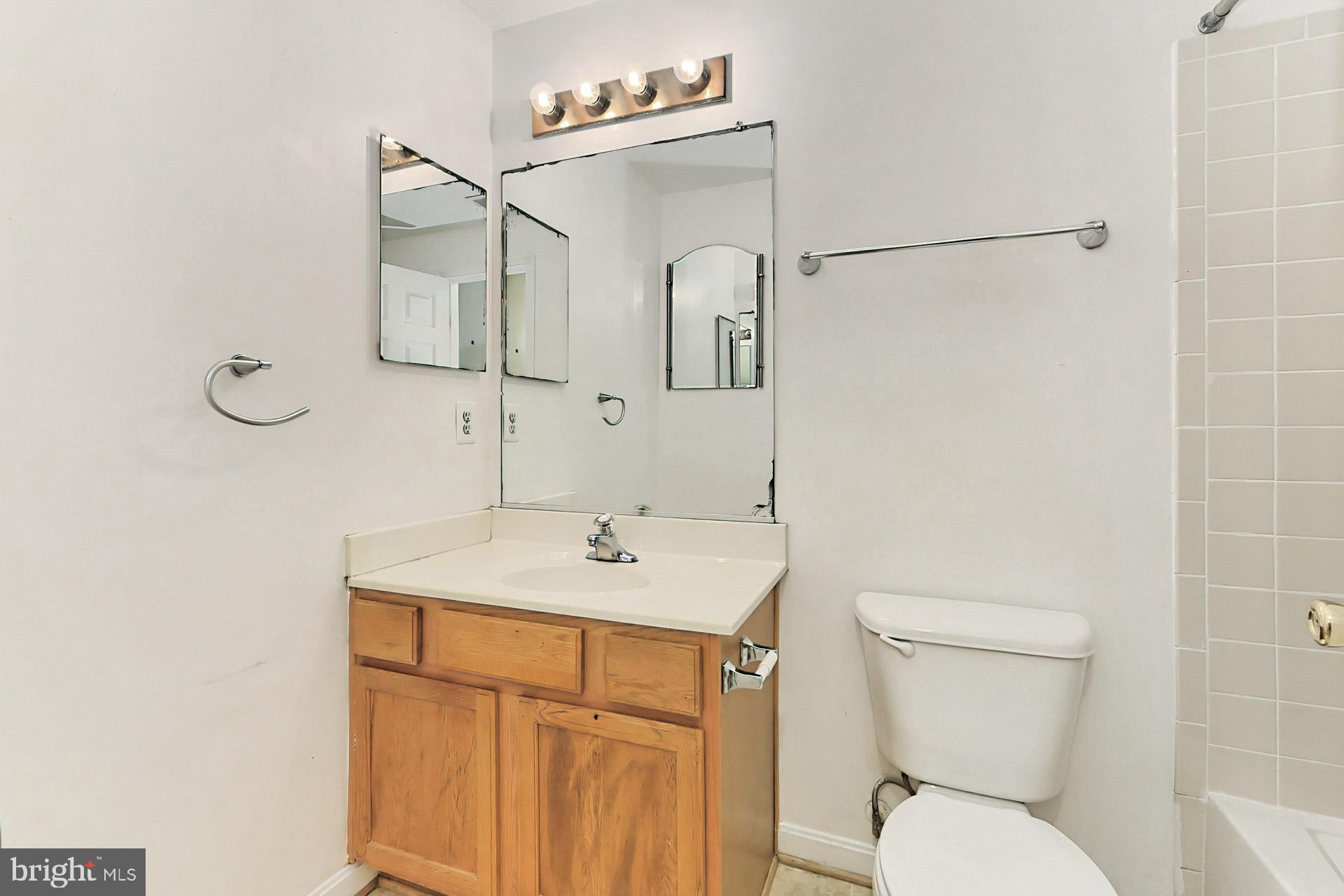 BARRETTS CROSSING - Residential