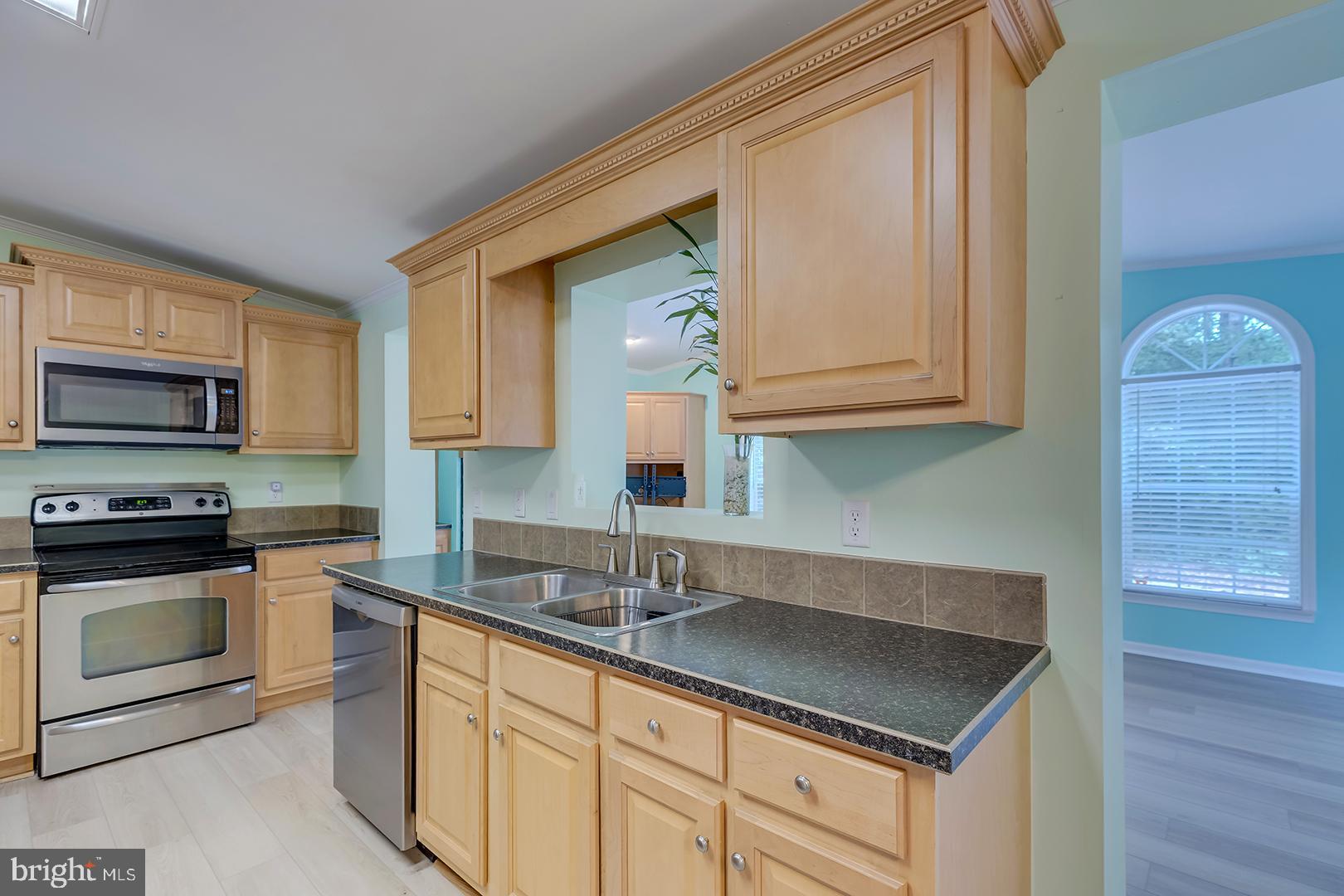 CAVE COLONY - Residential