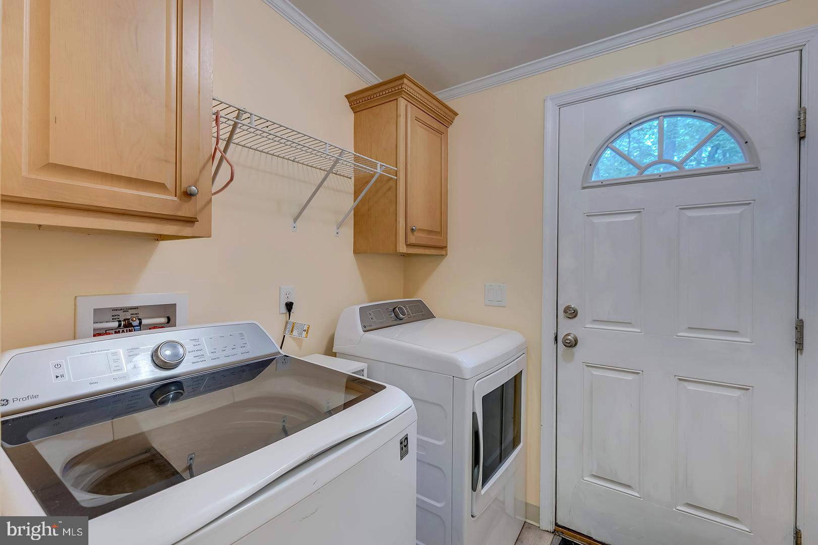 CAVE COLONY - Residential