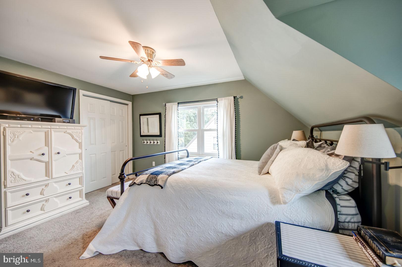 SOMERTON - Residential