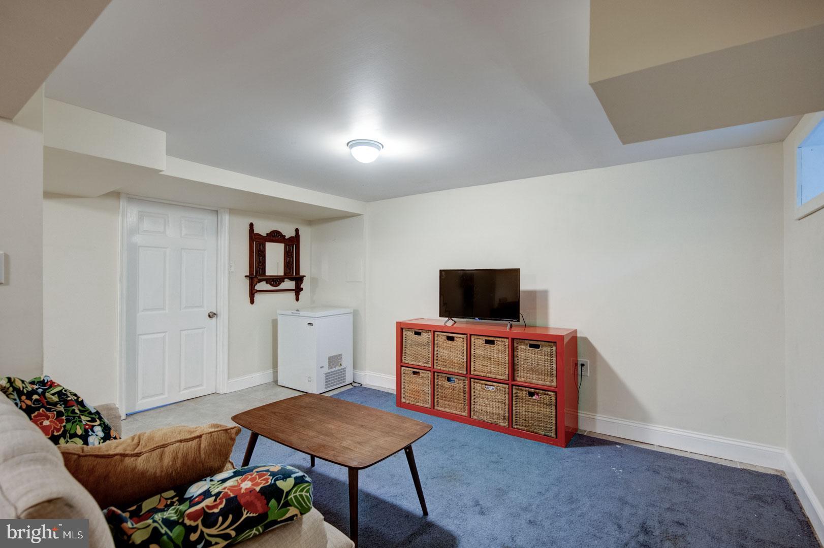 SOMERTON - Residential