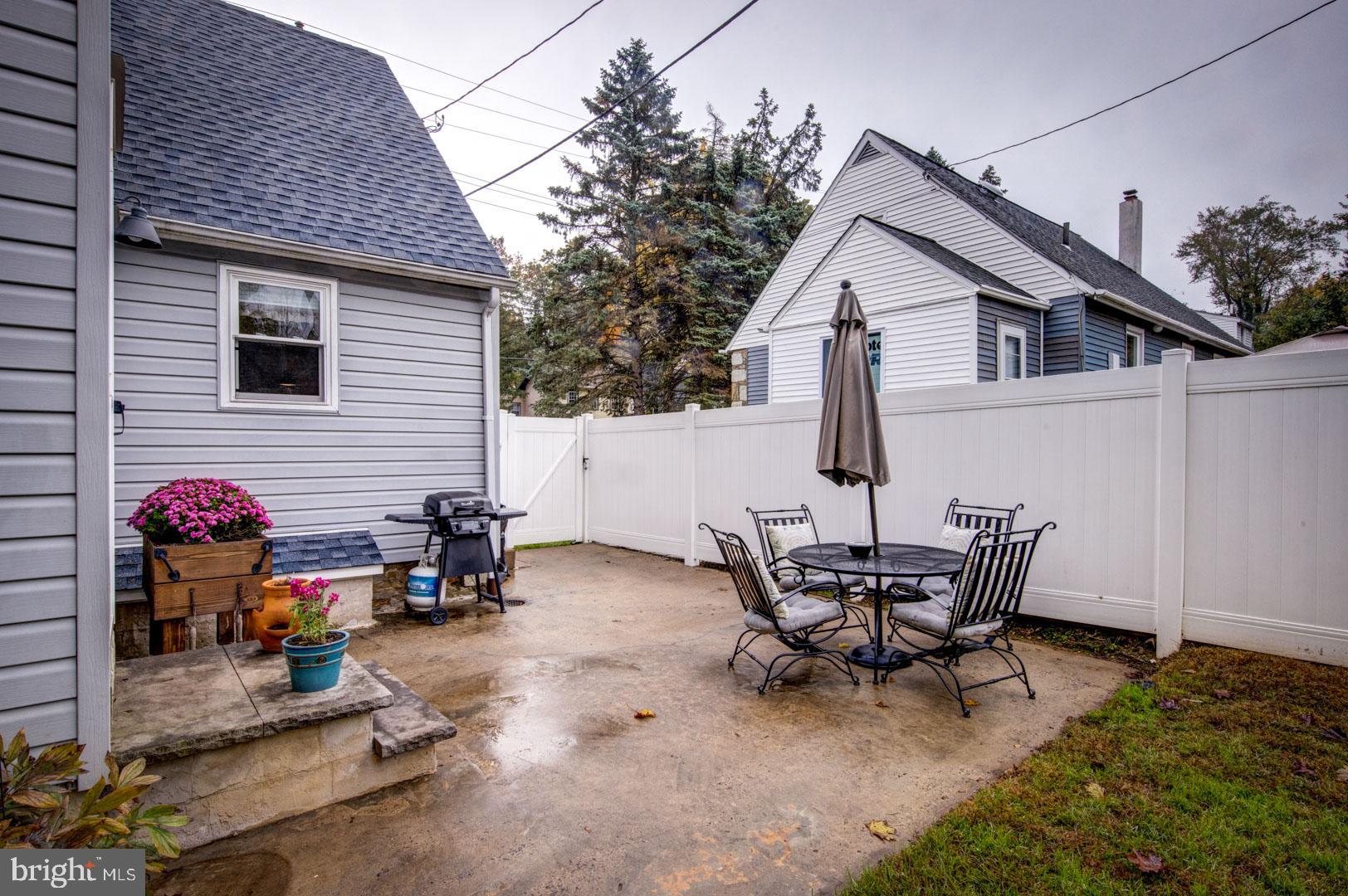 SOMERTON - Residential