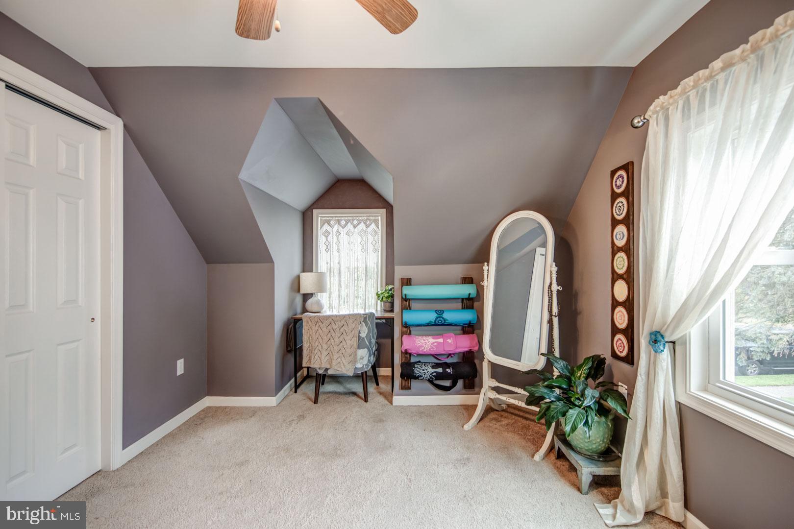 SOMERTON - Residential