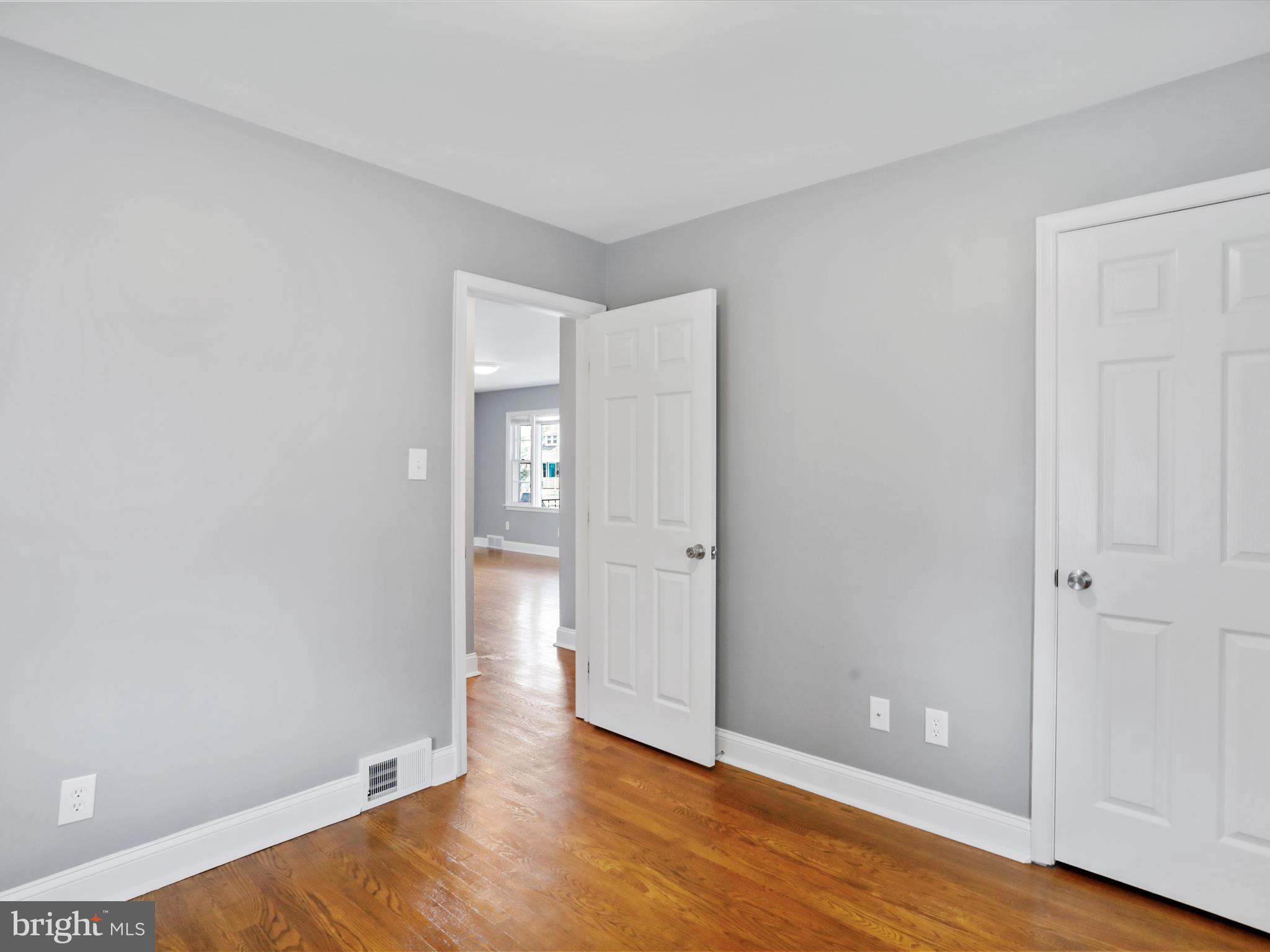 HAGERSTOWN - Residential