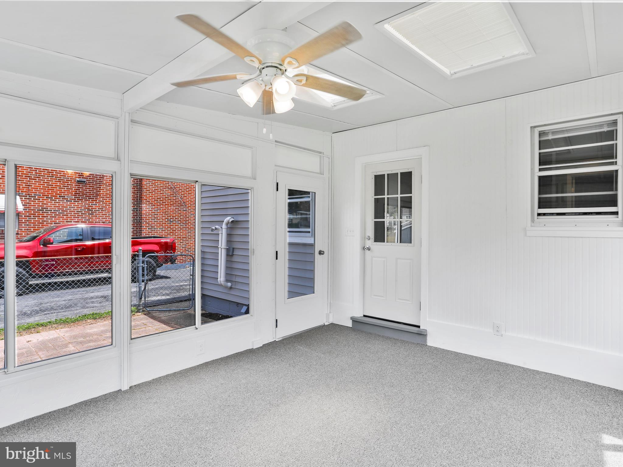 HAGERSTOWN - Residential