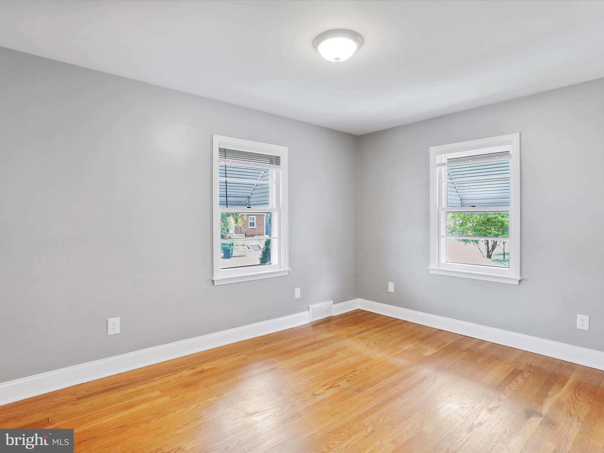 HAGERSTOWN - Residential