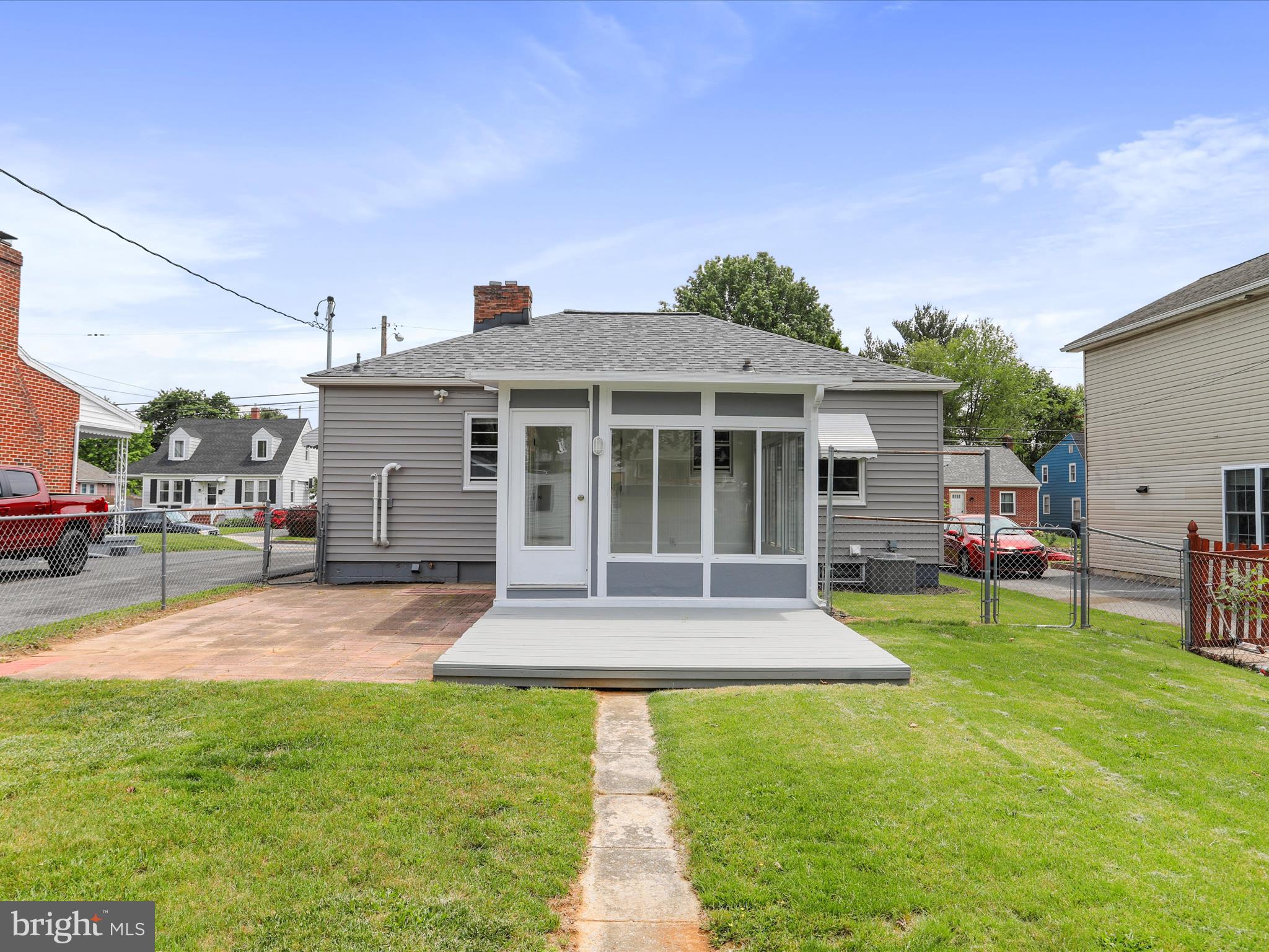 HAGERSTOWN - Residential