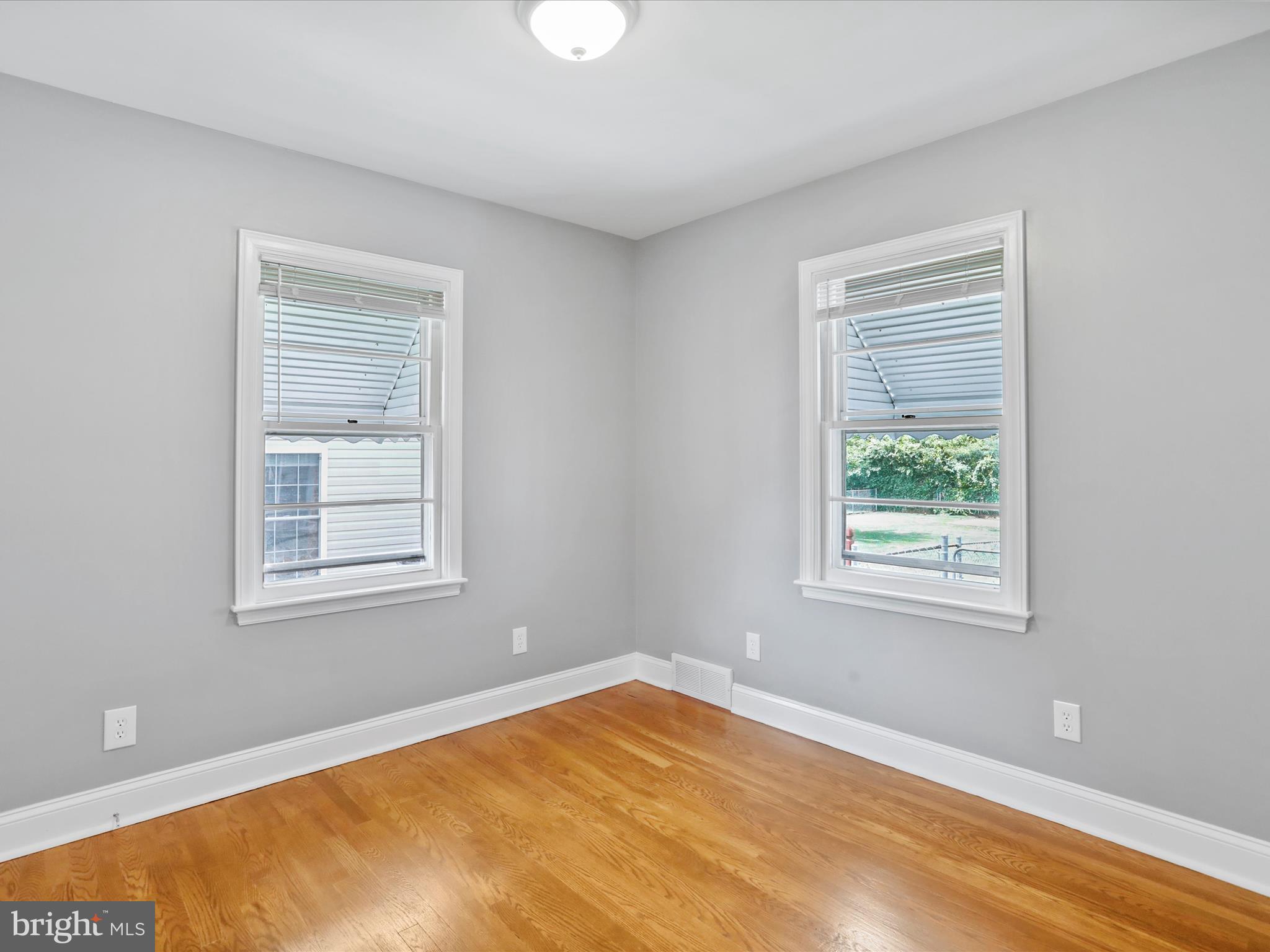 HAGERSTOWN - Residential