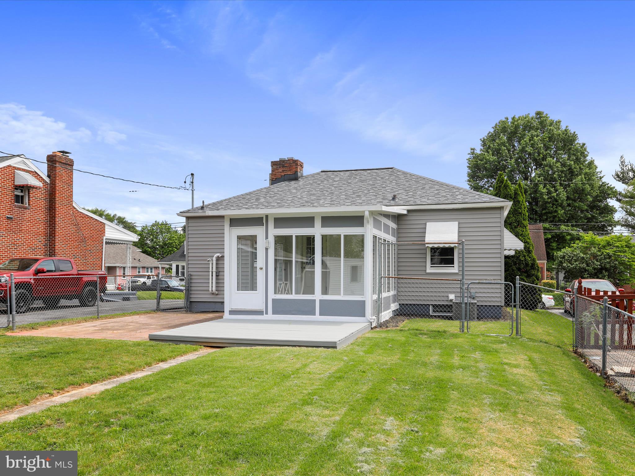 HAGERSTOWN - Residential