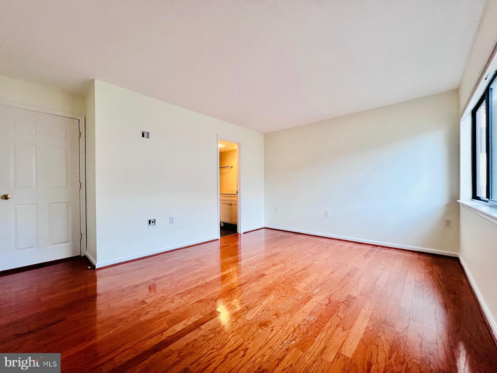 COURTHOUSE - Residential Lease