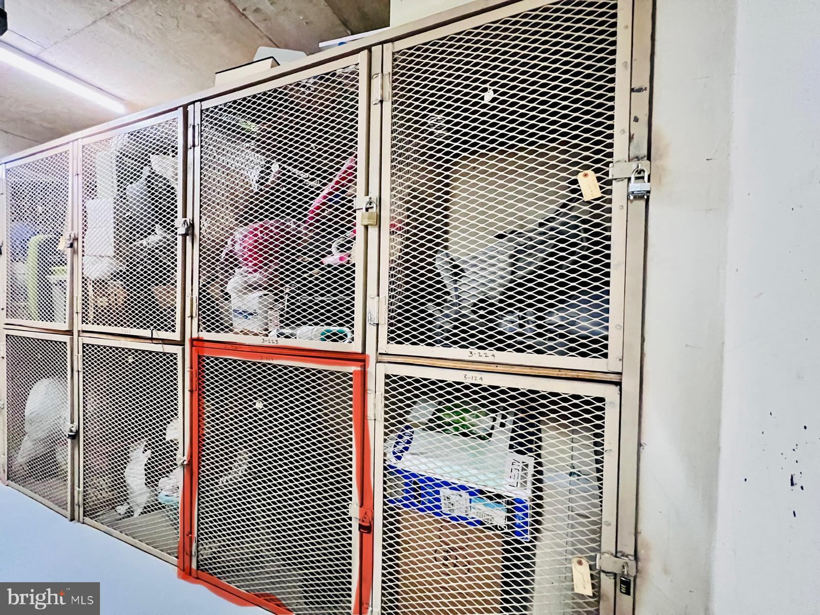 COURTHOUSE - Residential Lease