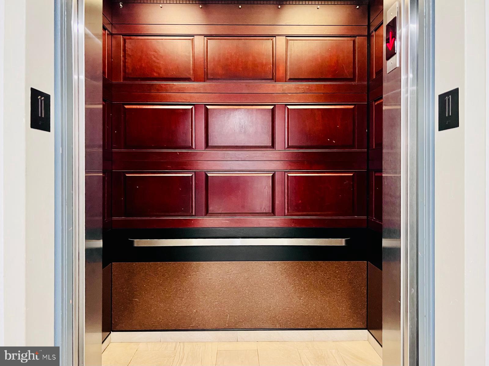 COURTHOUSE - Residential Lease