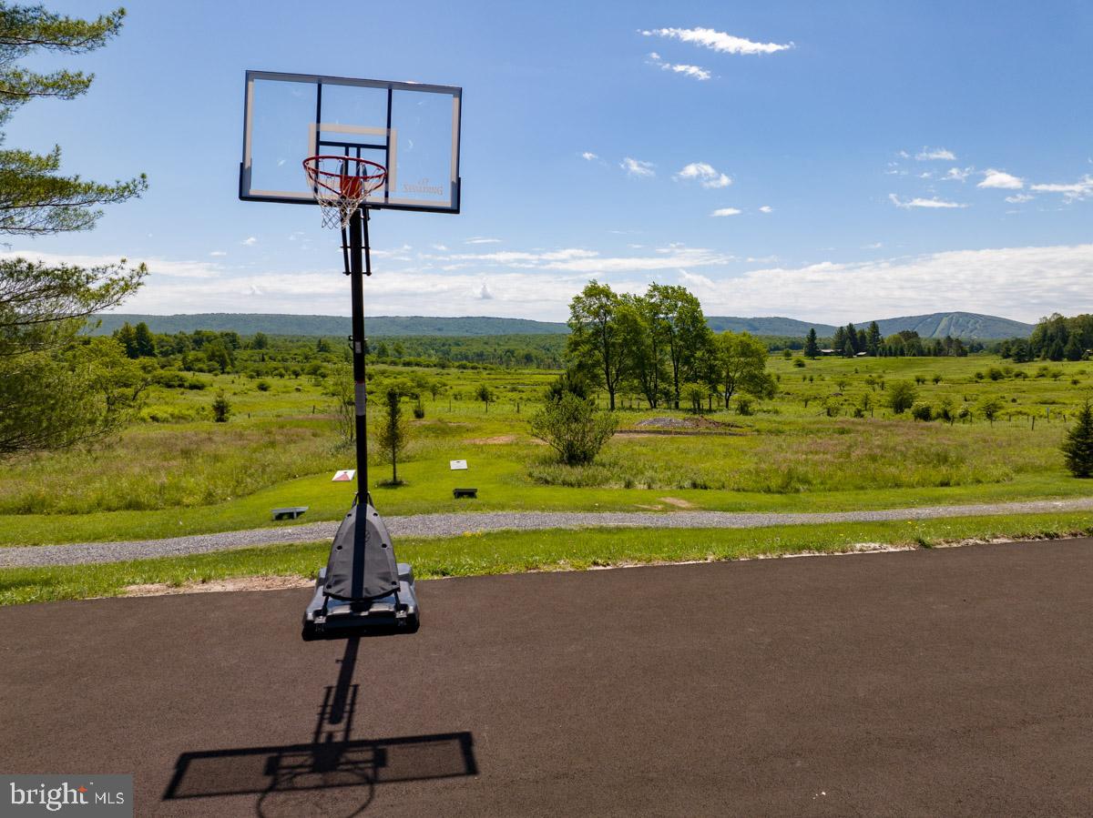 BLACK BEAR RESORT - Residential