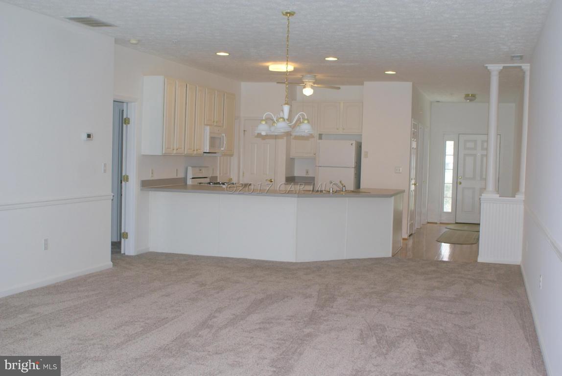 WOOD CREEK GOLF COMM - Residential