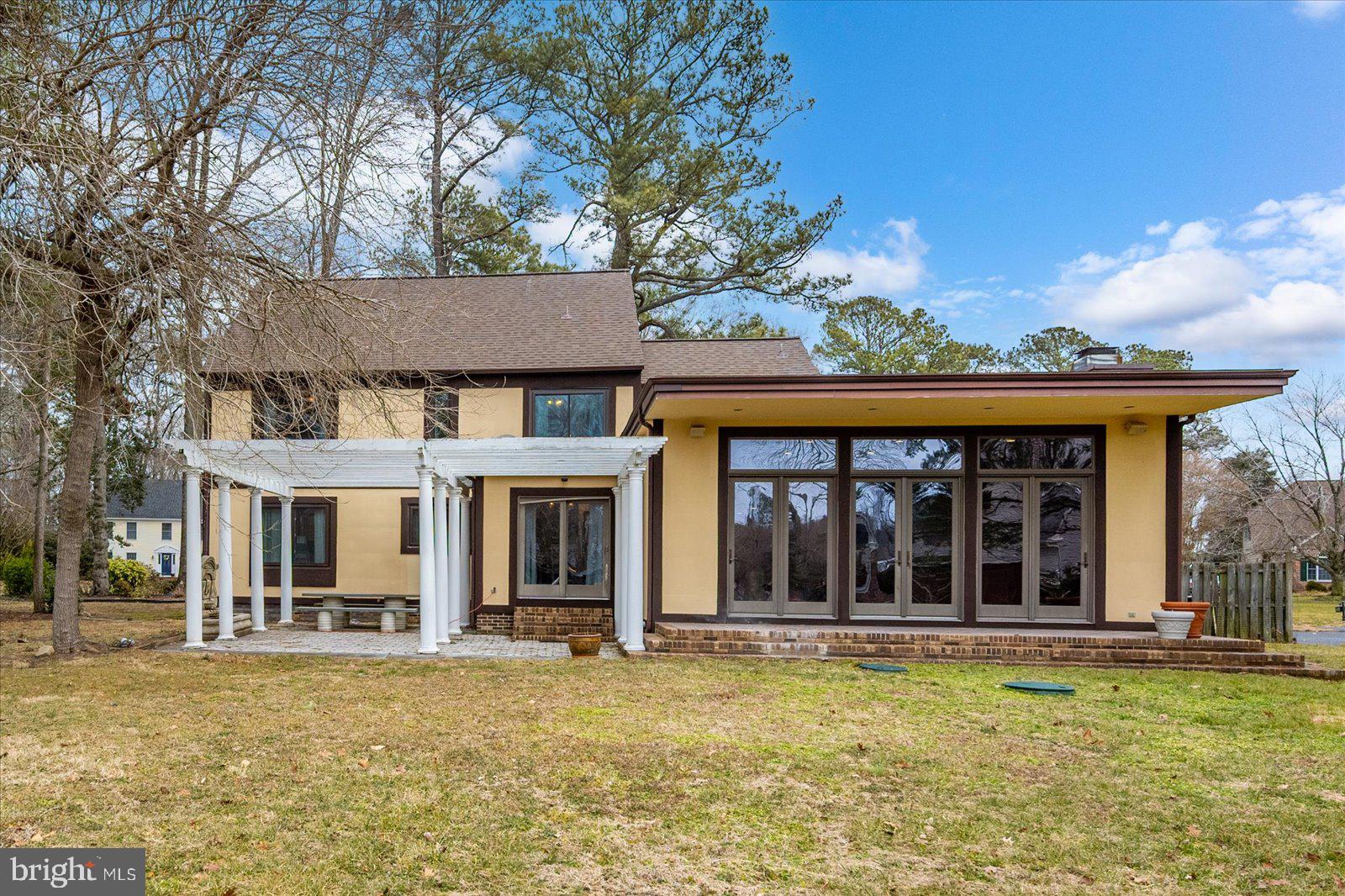 5660 CALEDONIA DRIVE