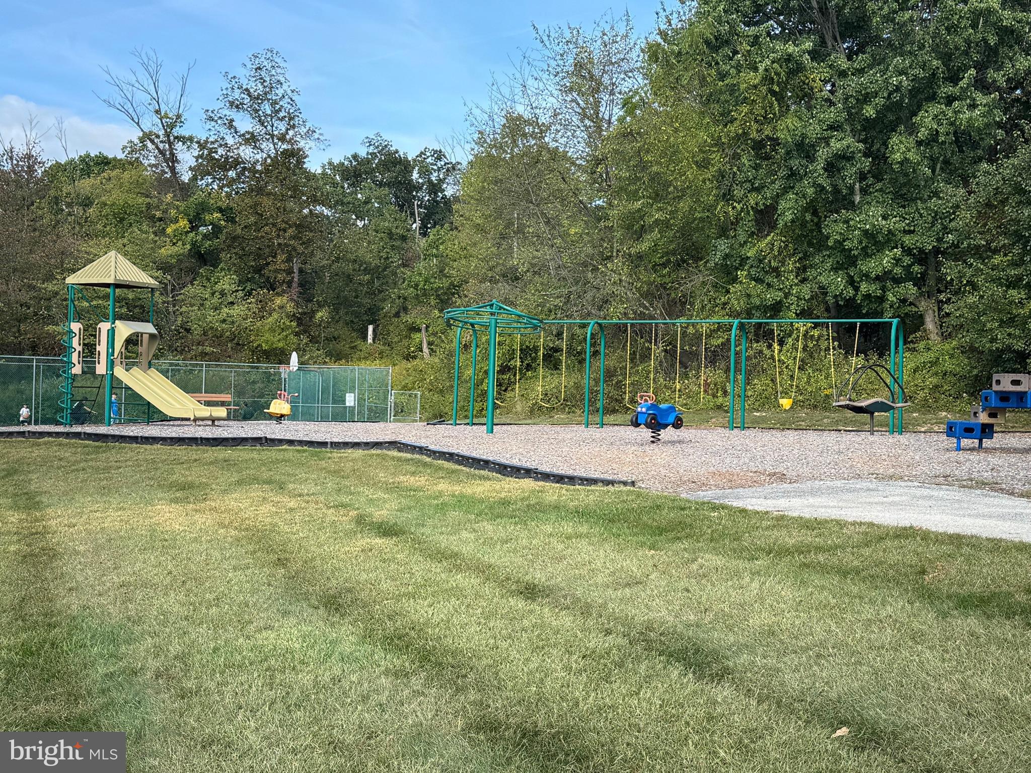 THORNHILL - Residential