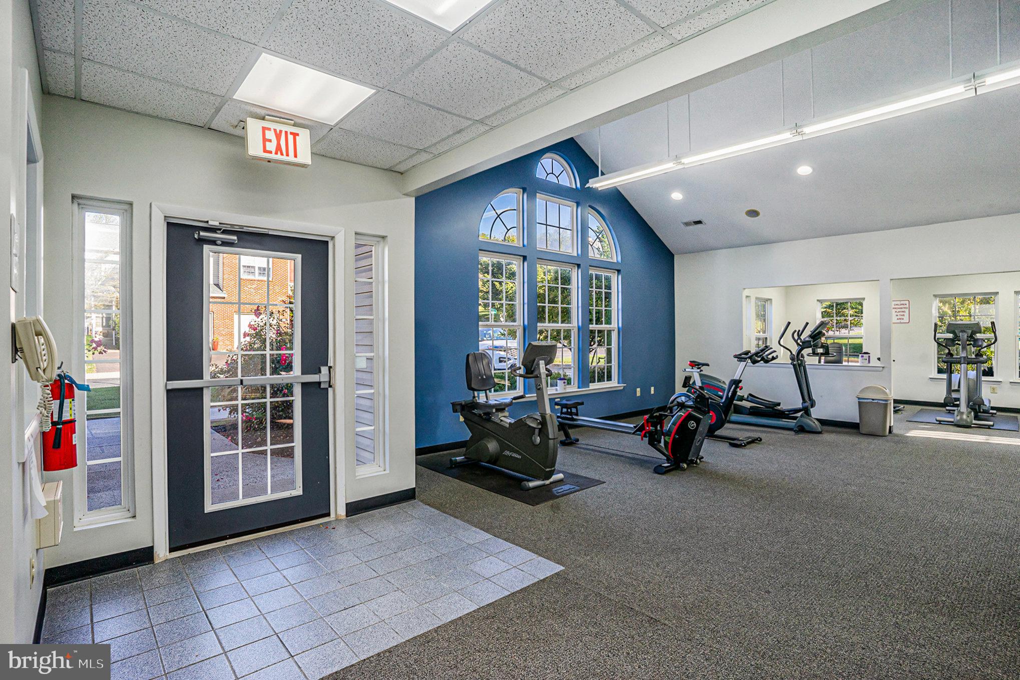 THORNHILL - Residential