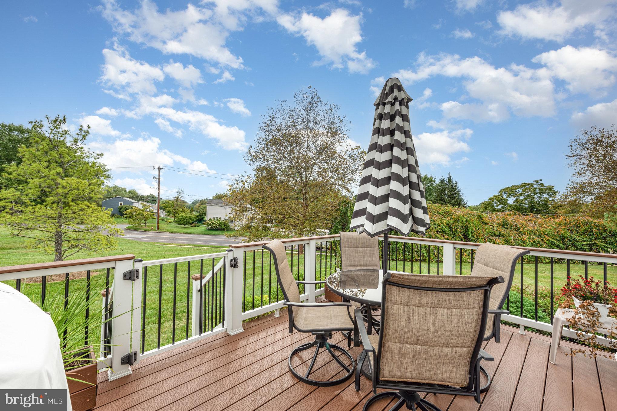 THORNHILL - Residential