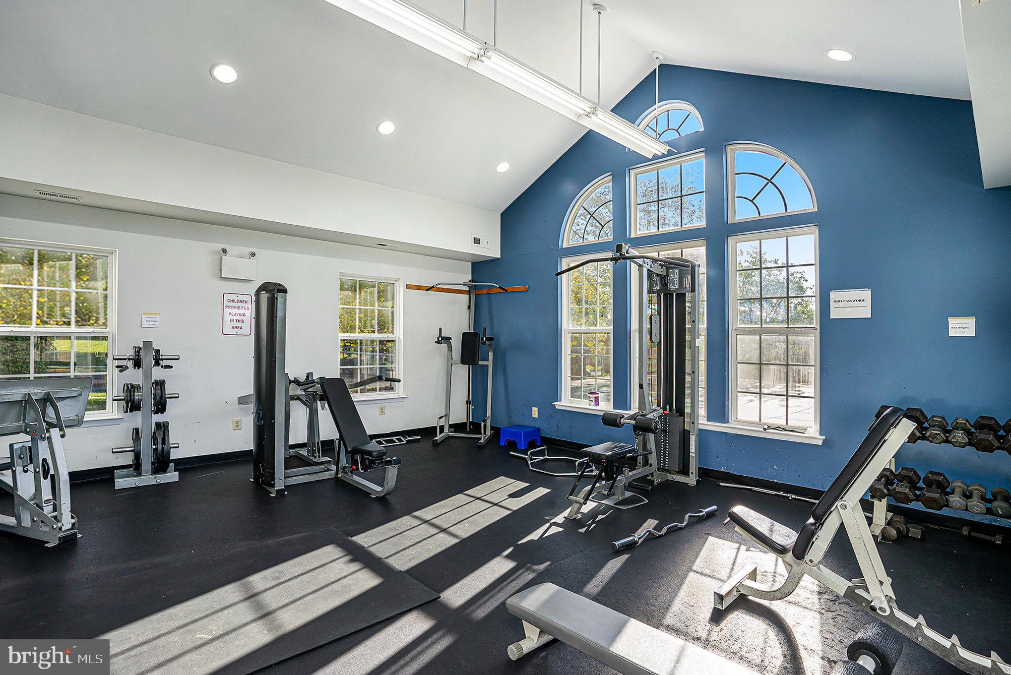 THORNHILL - Residential