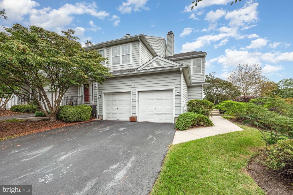 Photo of 7 Victoria Circle, COLLEGEVILLE, PA 19426 (MLS # PAMC2157422)