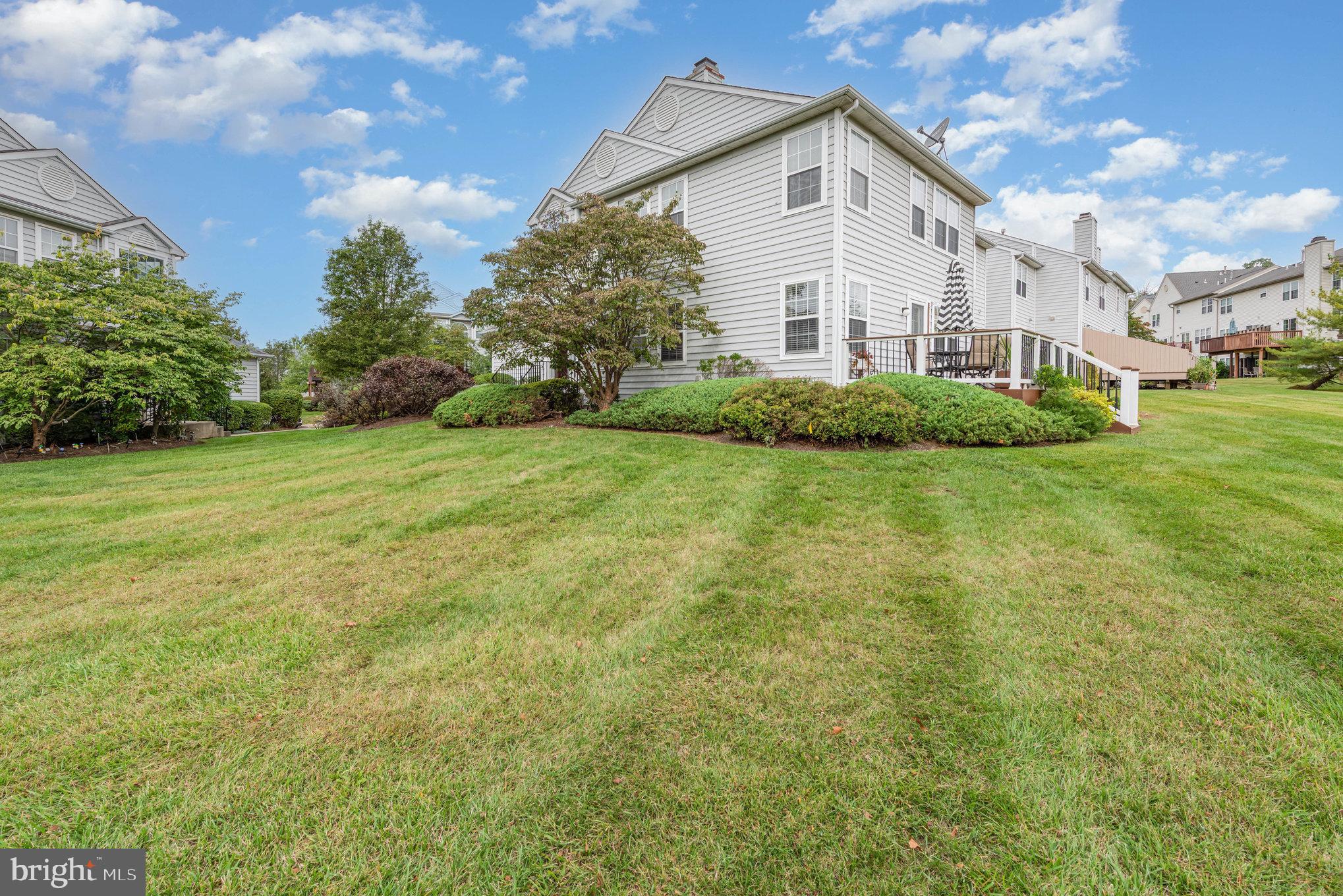 THORNHILL - Residential