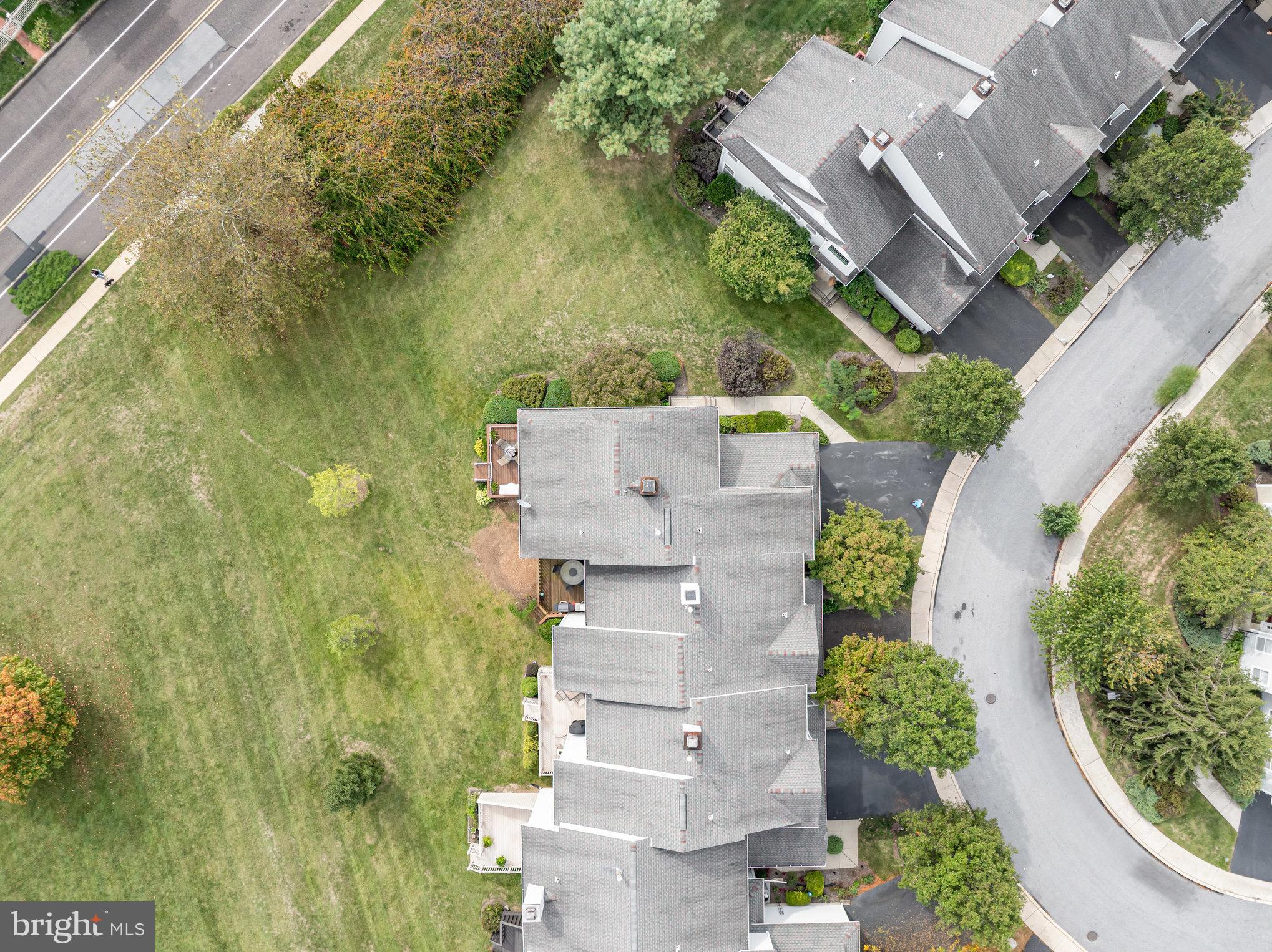 THORNHILL - Residential